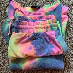 Vici tie dye set!